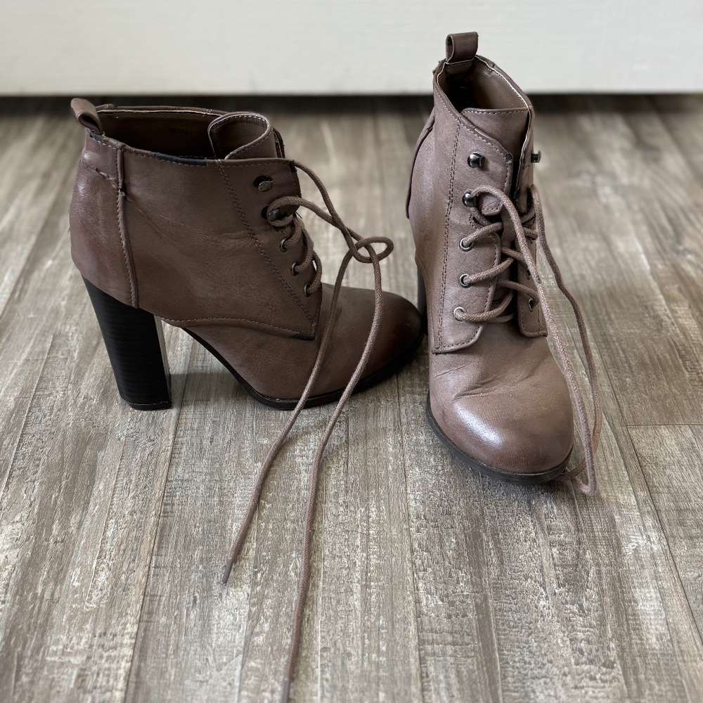 High heel ankle boots